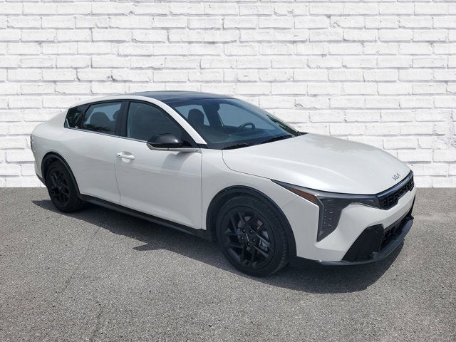 2025 Kia K4 GT-Line Turbo