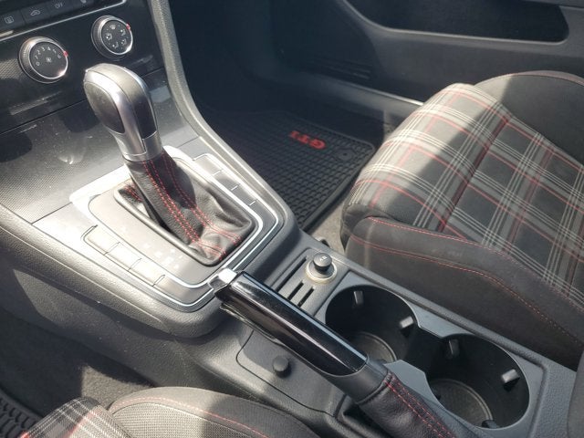 2016 Volkswagen Golf GTI S