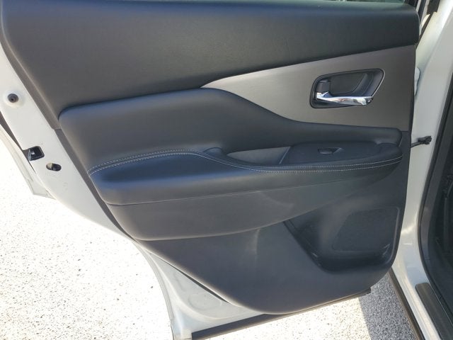 2022 Nissan Murano SV