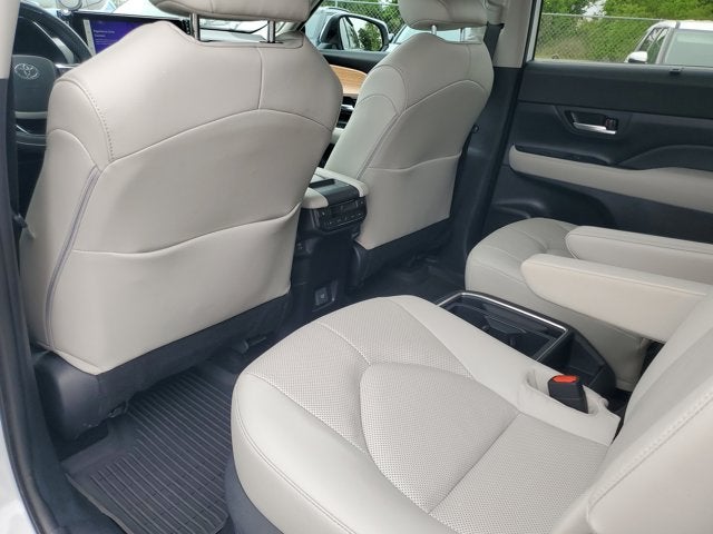 2024 Toyota Grand Highlander Limited XLE