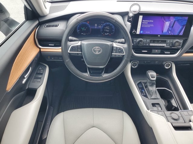 2024 Toyota Grand Highlander Limited XLE