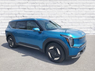 2026 Kia EV9 Wind