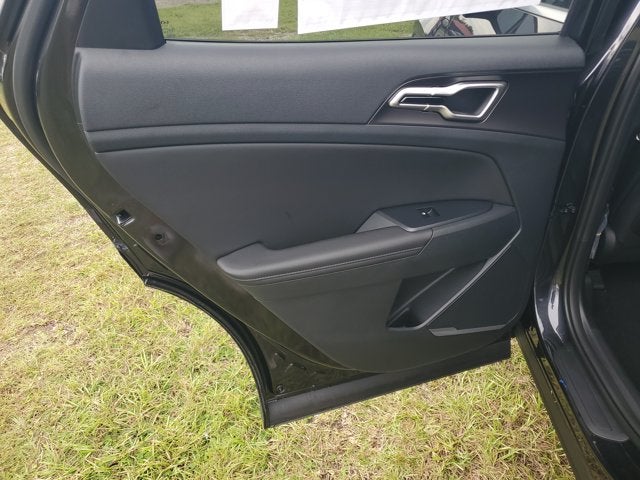 2027 Kia Sportage EX