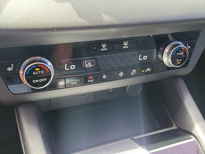 2023 Mitsubishi Outlander SEL