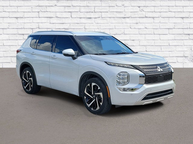 2023 Mitsubishi Outlander SEL