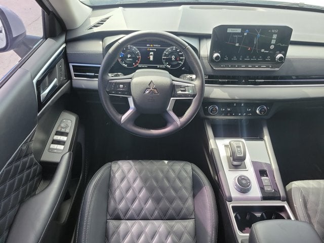 2023 Mitsubishi Outlander SEL