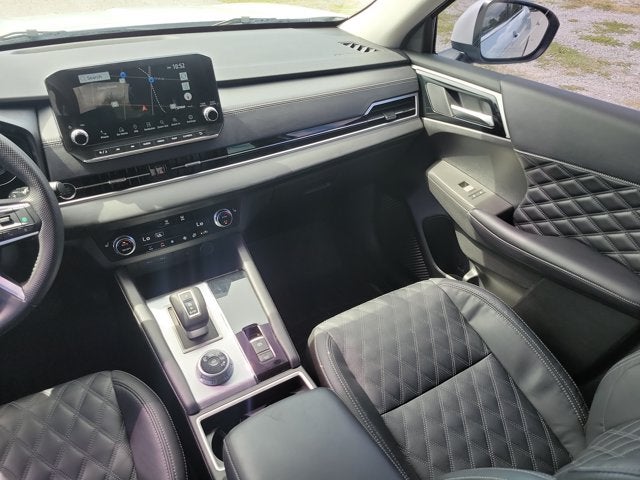 2023 Mitsubishi Outlander SEL