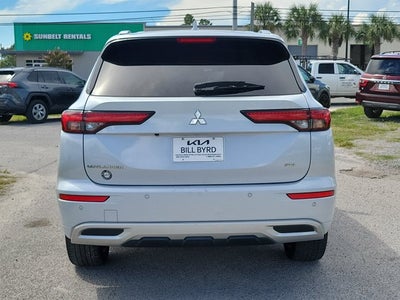 2023 Mitsubishi Outlander SEL