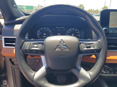 2022 Mitsubishi Outlander SEL