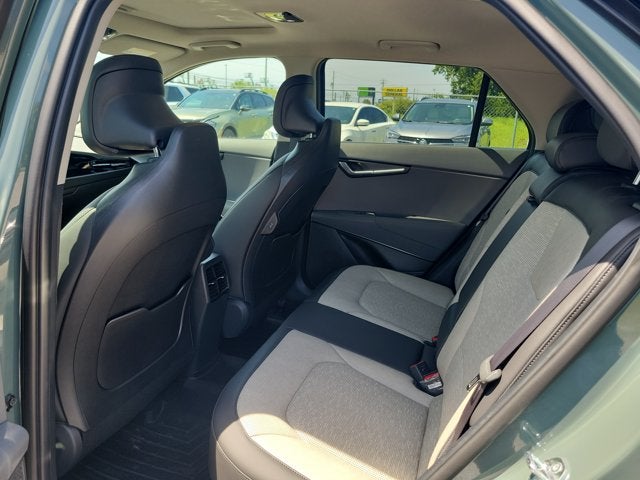 2024 Kia Niro SX Touring