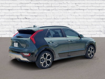 2024 Kia Niro SX Touring