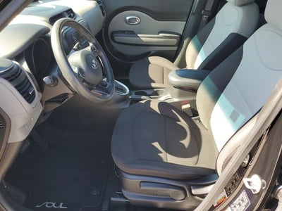 2017 Kia Soul Base