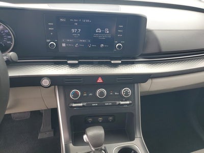 2023 Kia Carnival LX