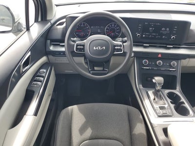 2023 Kia Carnival LX