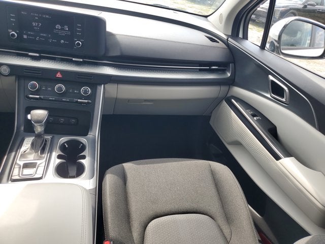 2023 Kia Carnival LX