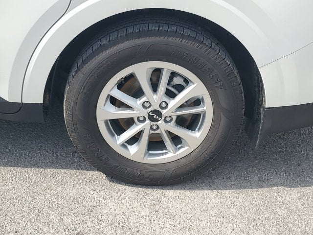 2023 Kia Carnival LX