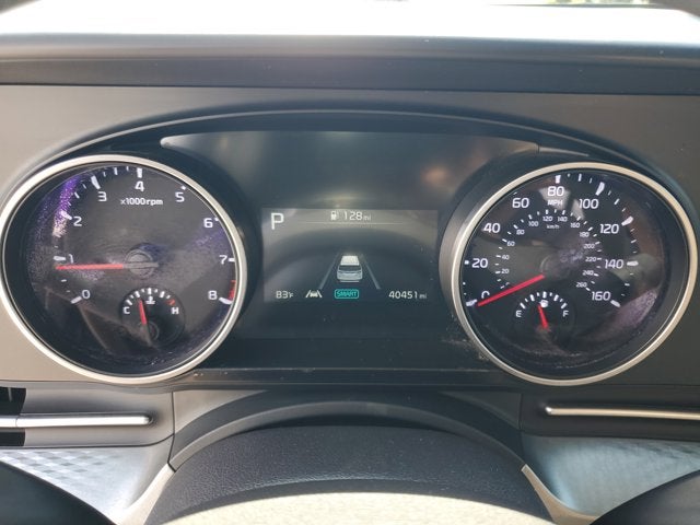 2023 Kia Carnival LX