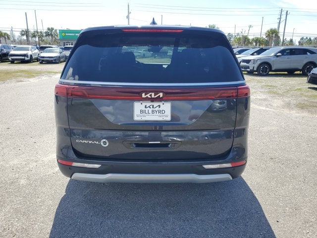 2023 Kia Carnival LX