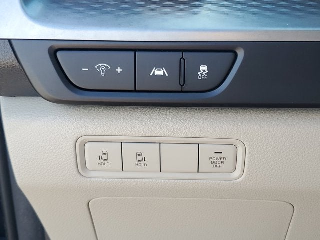 2023 Kia Carnival LX