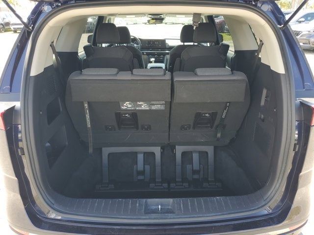 2023 Kia Carnival LX