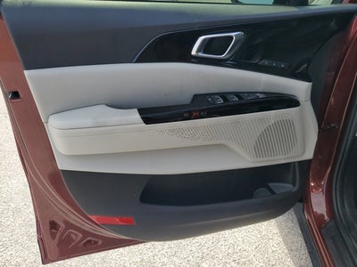 2022 Kia Carnival SX