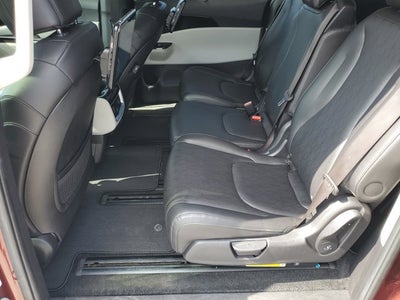 2022 Kia Carnival SX