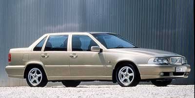 1999 Volvo S70 M SR 4dr Sdn w/Sunroof